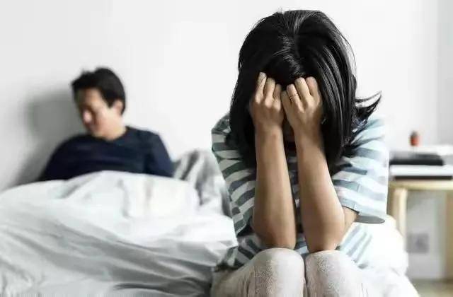 男子新婚不履行“夫妻义务”，女子要报警，男子是否违法？