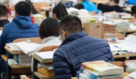 学习知识点，反复记忆，灵活学习形成知识脉络