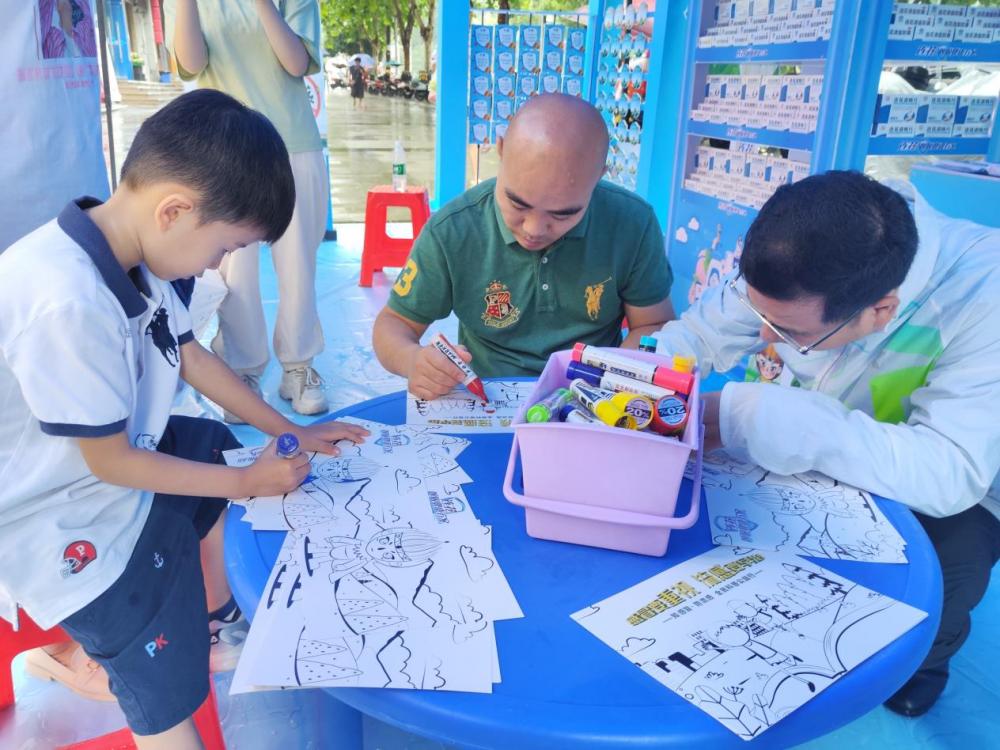 趣味科普“解锁”流感知识，“知感冒防流感全民科普公益行”走进重庆渝北区