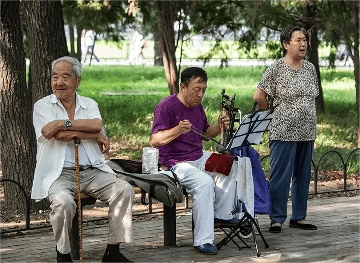 生活不够节俭_有关生活节俭的说说_节俭生活
