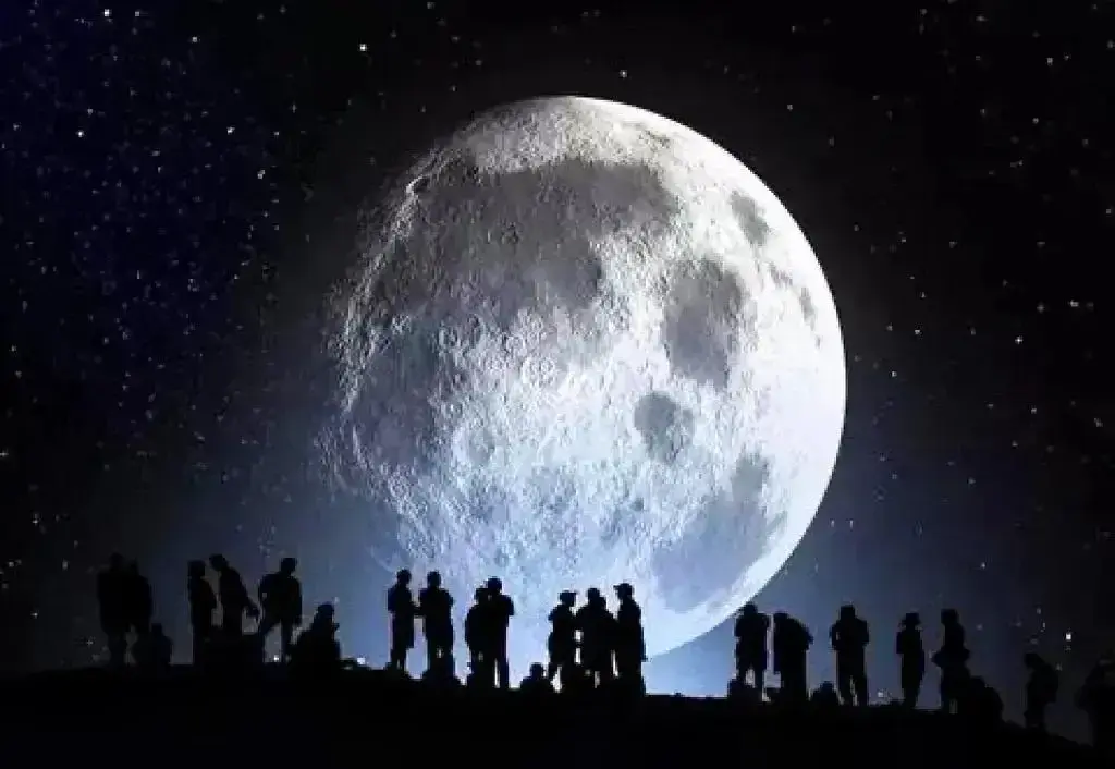 唐朝古籍中的奇闻：月亮表面凹凸不平，8万专人维修的传奇记载