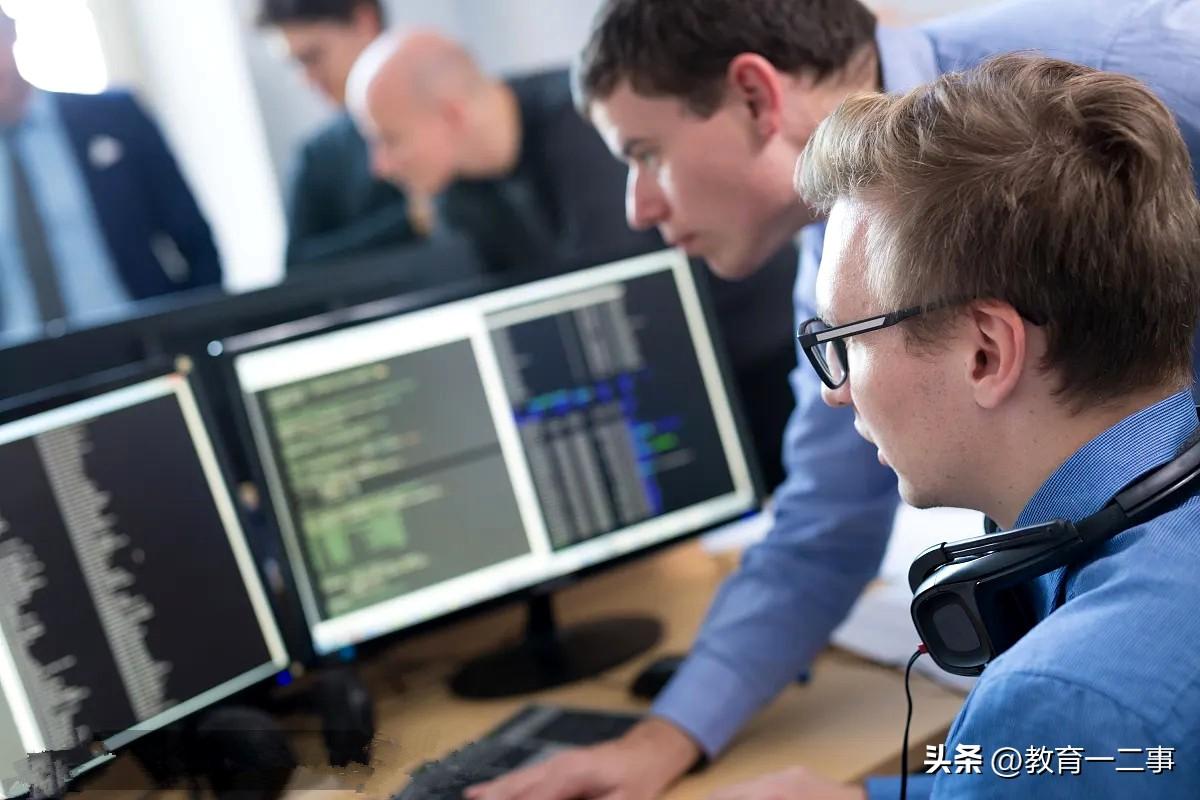 高考志愿报考，让人傻傻分不清楚的4组大学专业，就业差距大不同