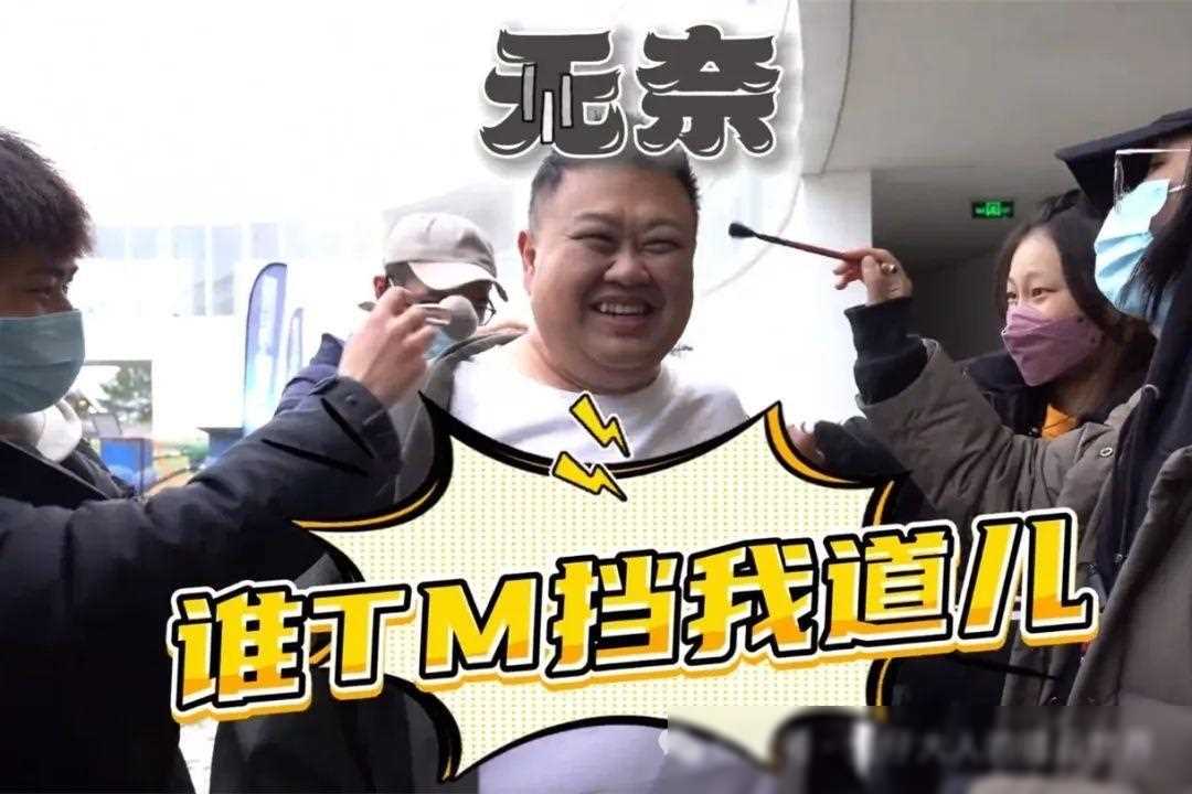 生活是面镜子_生活是什么_生活毕竟是生活