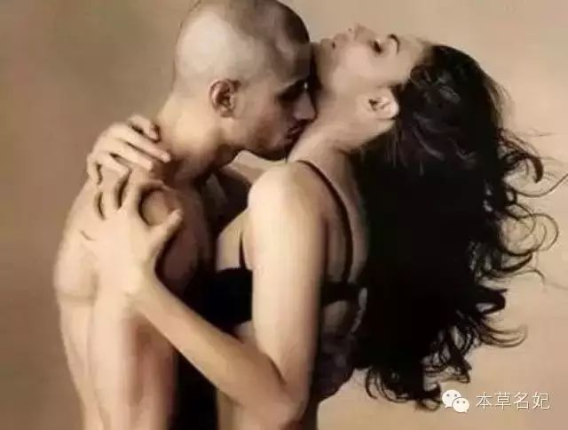 ㊙女人多久一次夫妻生活对子宫最好，男女都应该了解！