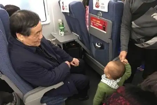 老百姓为什么喜欢宗庆后和任正非？