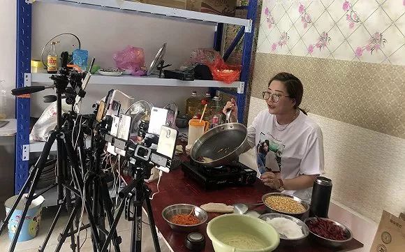当下快速小本赚钱方法_当下最快的赚钱方式_2021赚钱最快方法