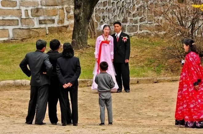 朝鲜生活水平怎么样图片_朝鲜生活水平怎么样_朝鲜人民的生活水平视频